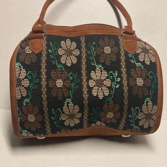 Vintage Floral Patterned Barrel Needlepoint Women's Bag - Picture 5 of 14